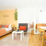 Relax - Orange Mit Pool Und Sauna 松托芬